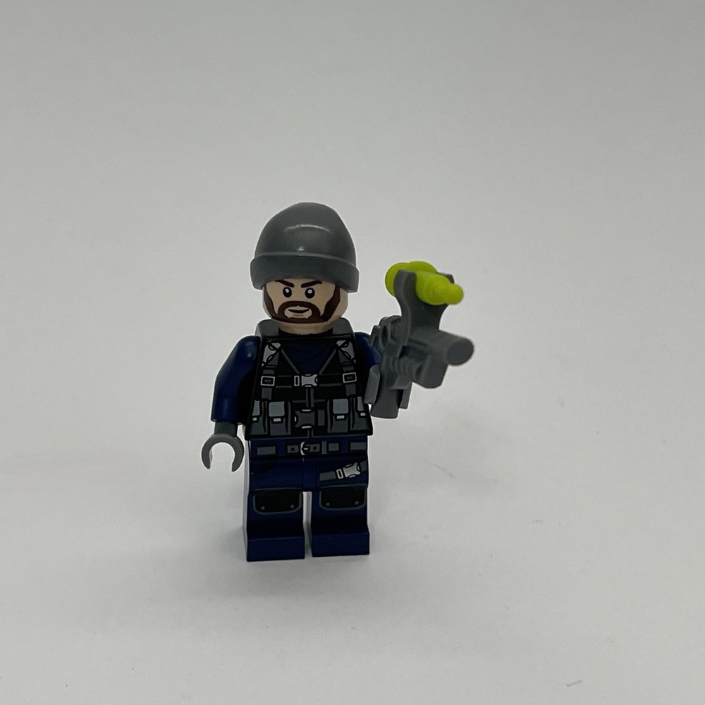 Lego Minifigure Minifig Figure with Gun Replacement Part Piece